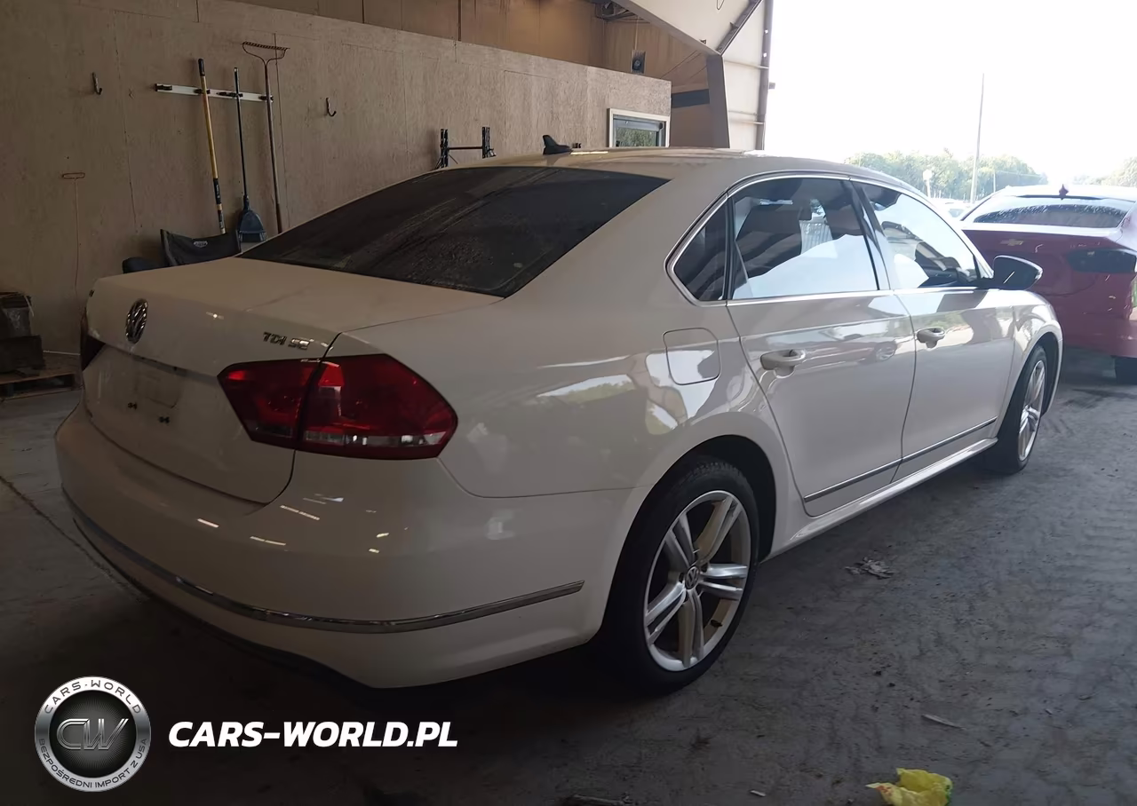 2012 Volkswagen Passat 2.0L Tdi Se VIN:1VWBN7A37CC063530 - 4