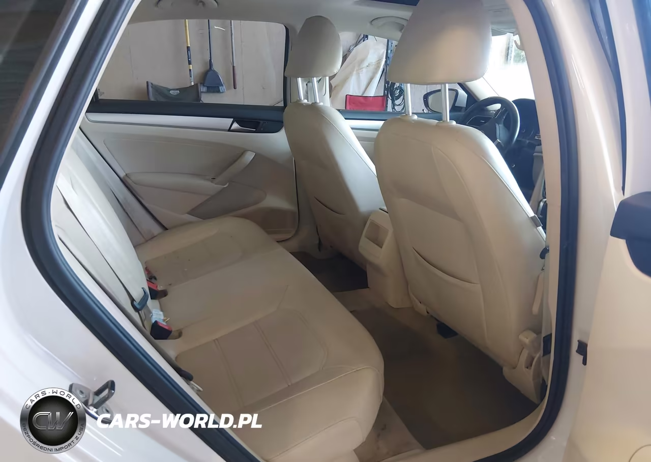 2012 Volkswagen Passat 2.0L Tdi Se VIN:1VWBN7A37CC063530 - 8