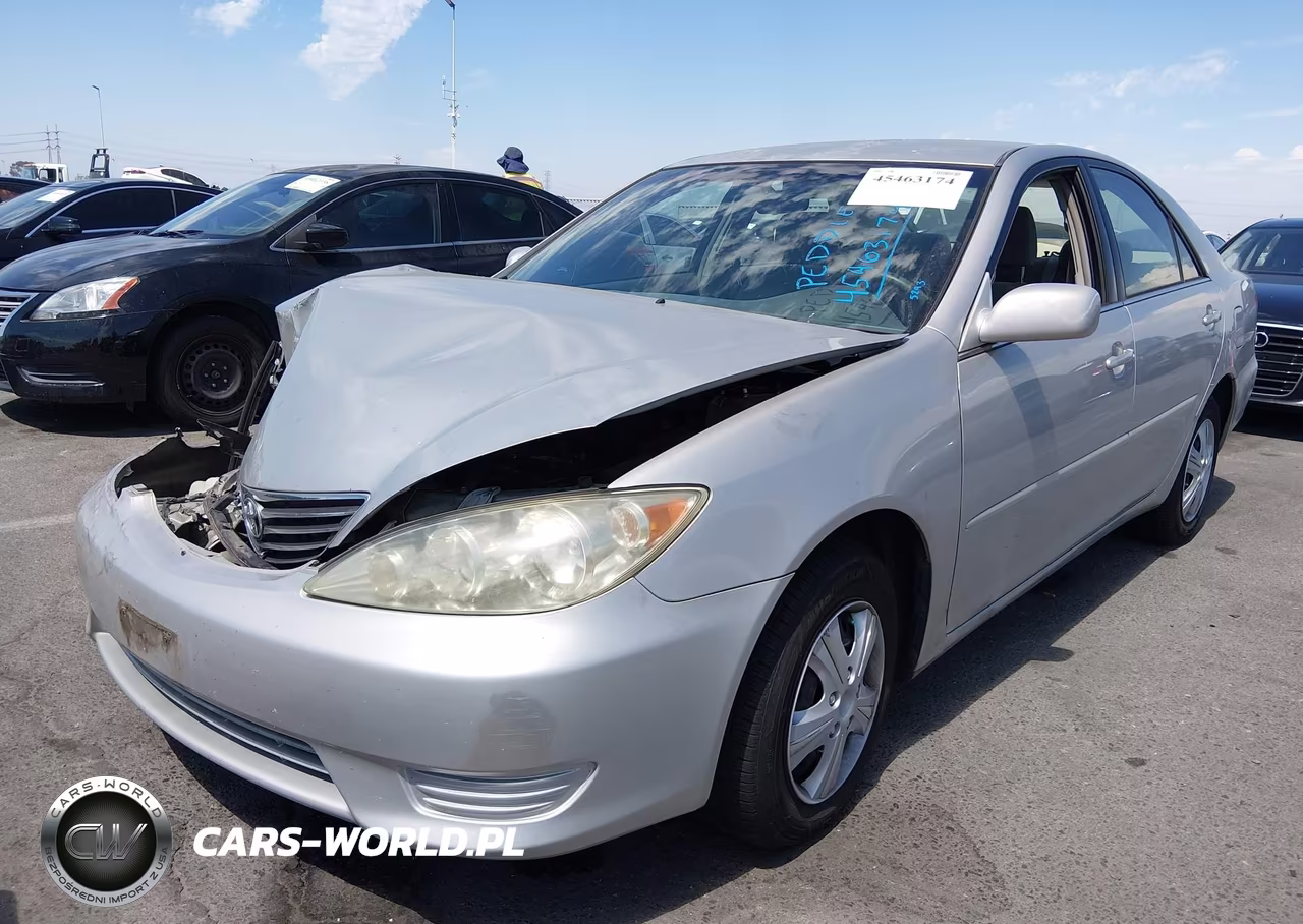 2005 Toyota Camry Le VIN:4T1BE32K75U429335 - 2