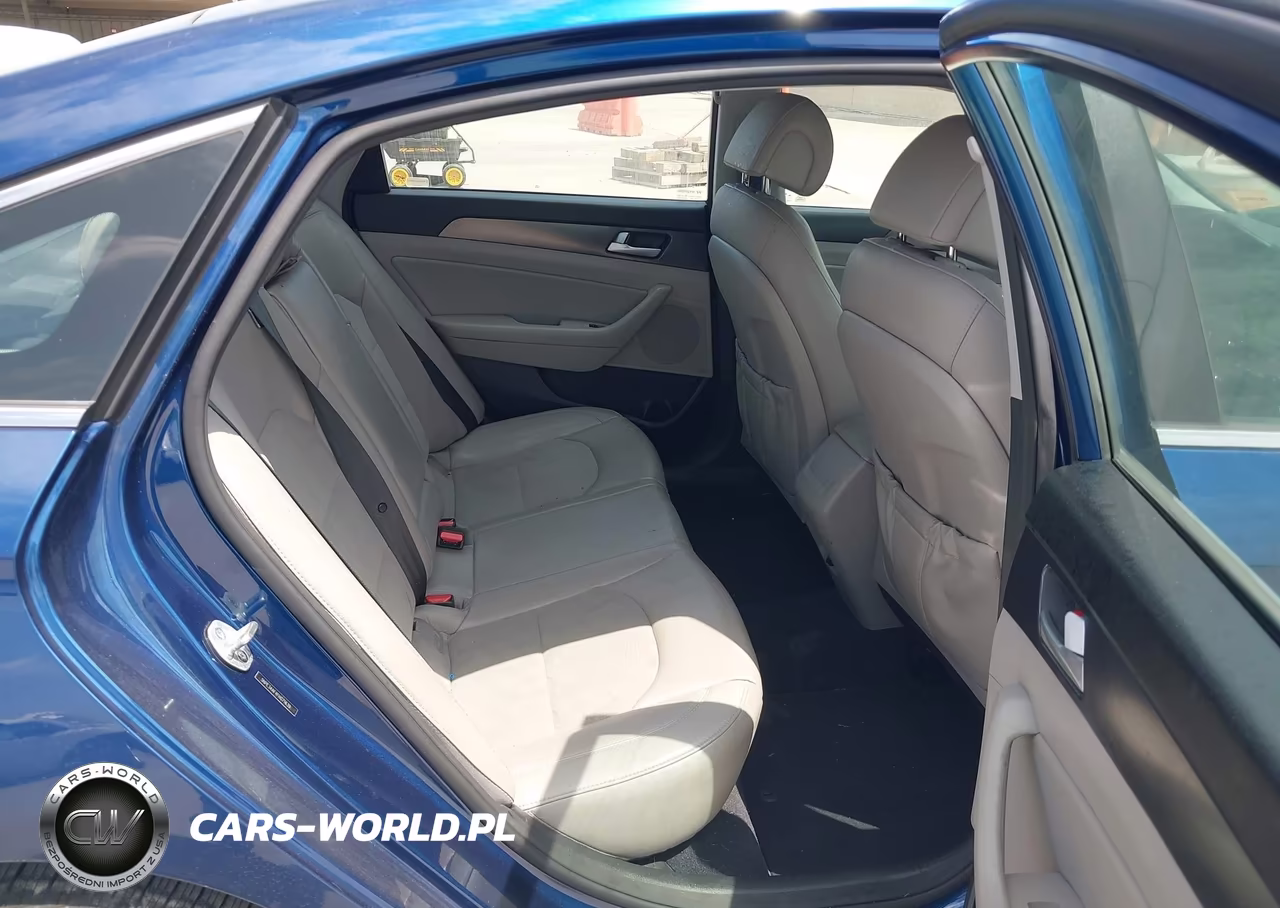 2015 Hyundai Sonata Sport VIN:5NPE34AF4FH071639 - 8
