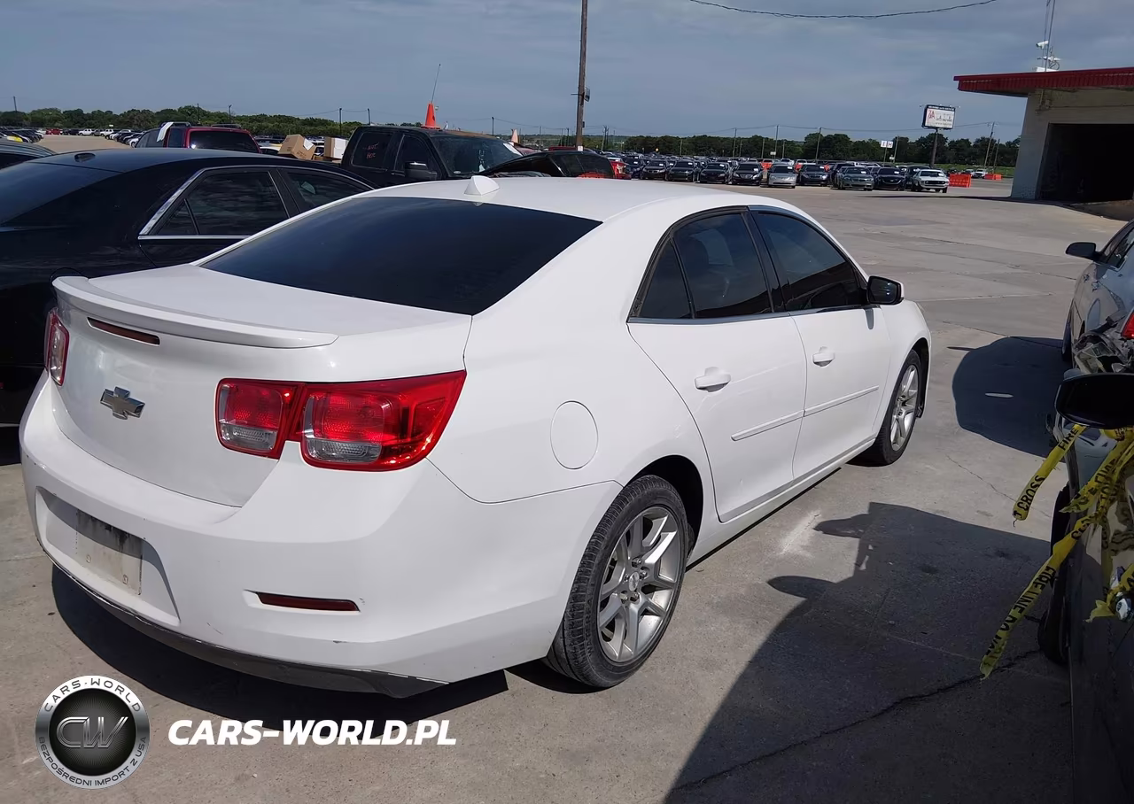 2014 Chevrolet Malibu 1Lt VIN:1G11C5SL2EF155629 - 4