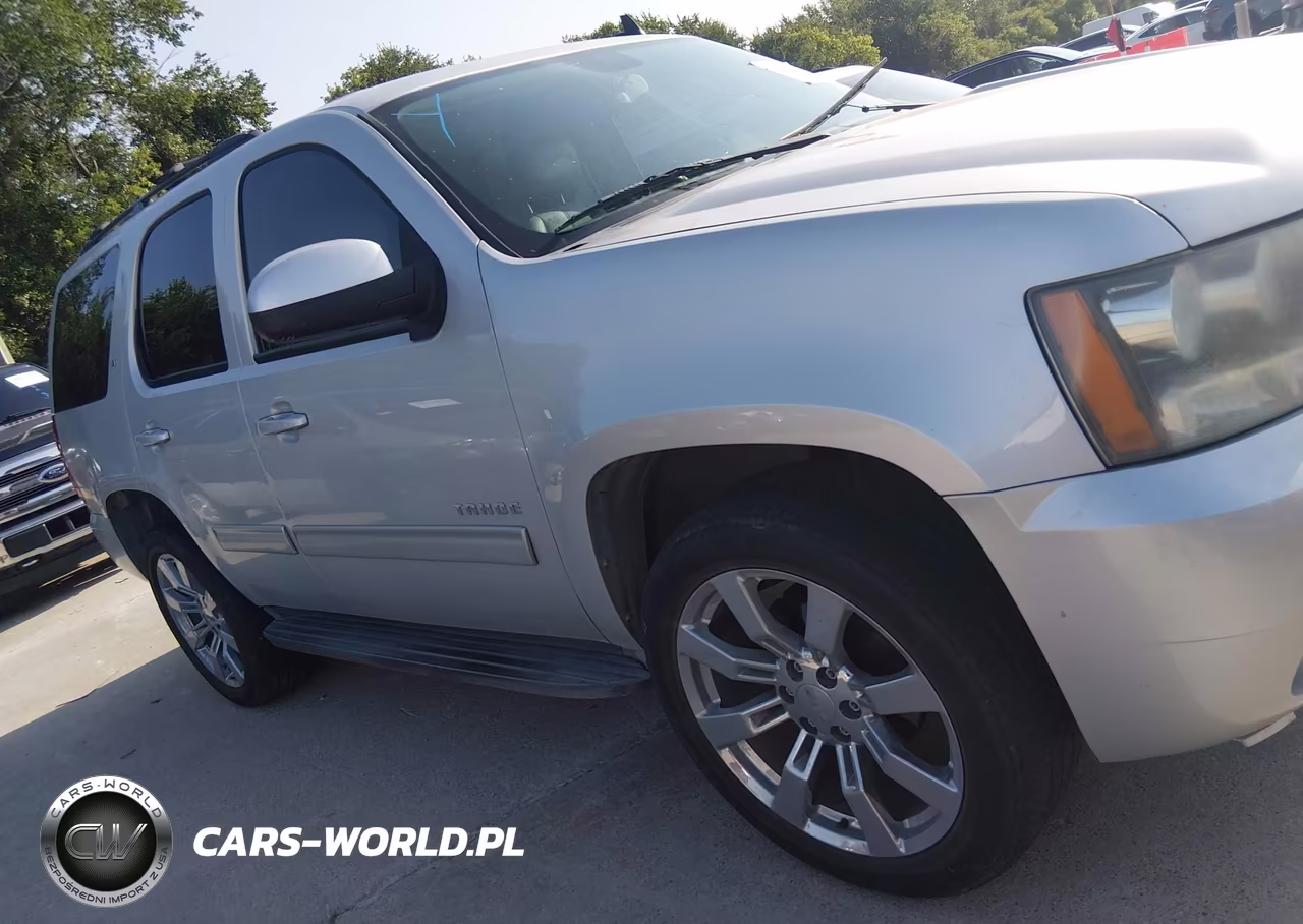 2011 Chevrolet Tahoe Lt VIN:1GNSKBE07BR341795 - 13