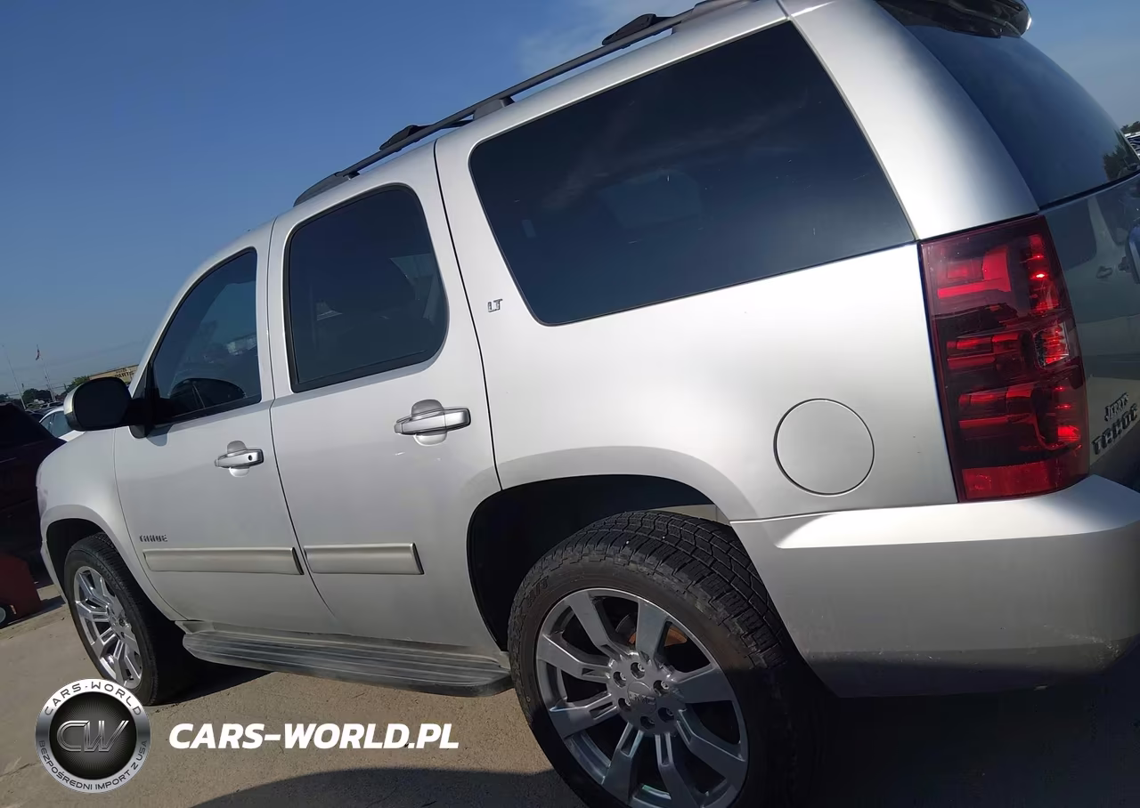 2011 Chevrolet Tahoe Lt VIN:1GNSKBE07BR341795 - 14