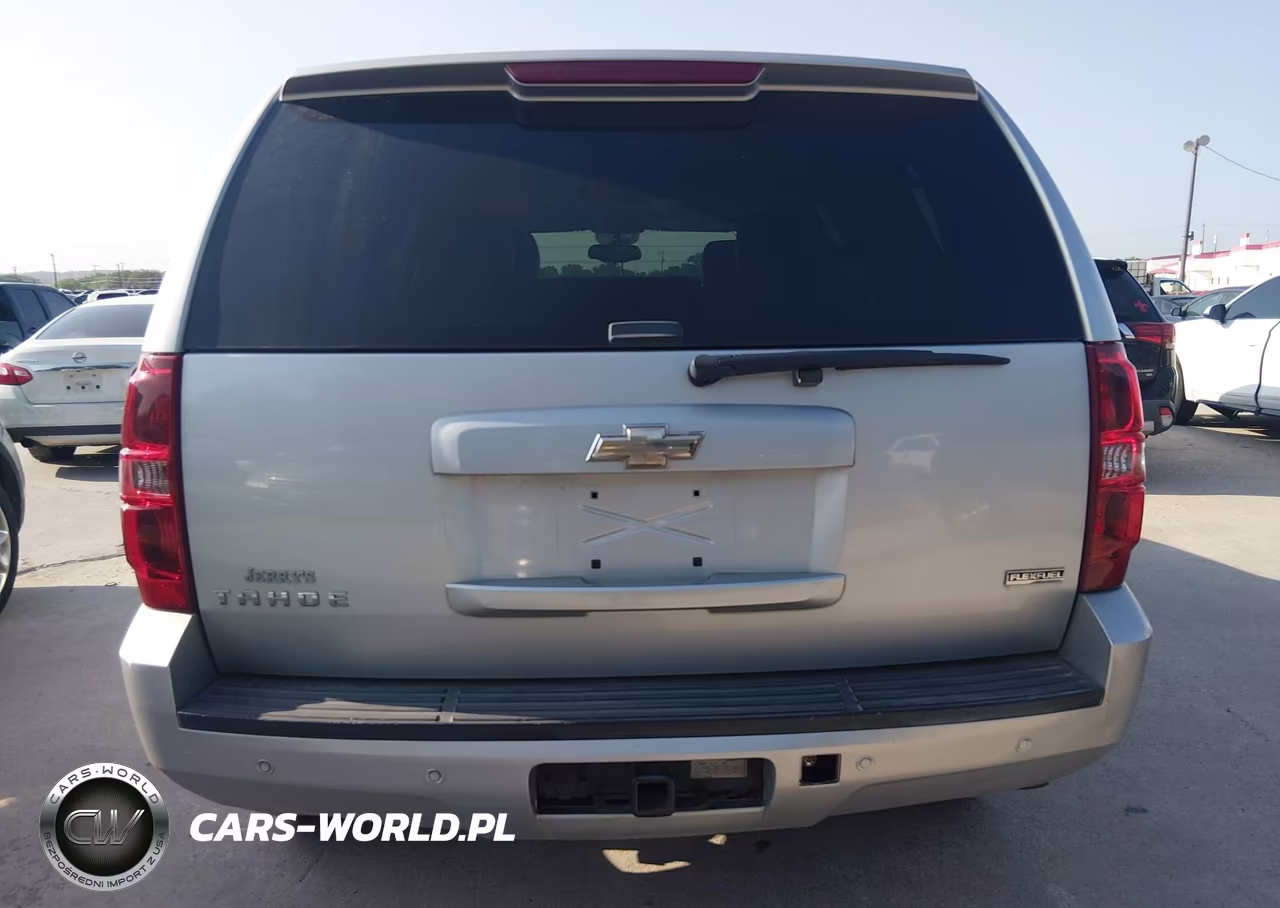 2011 Chevrolet Tahoe Lt VIN:1GNSKBE07BR341795 - 16