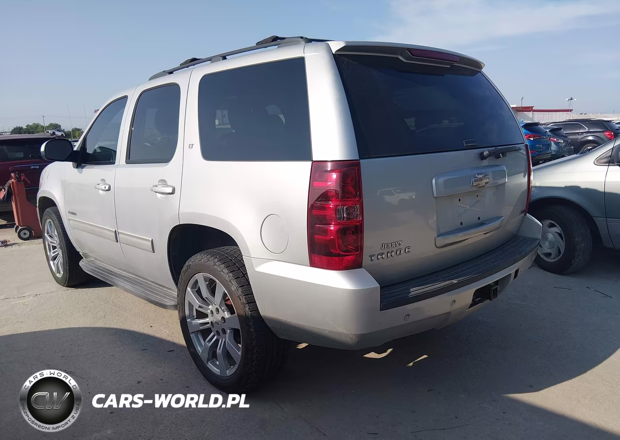 2011 Chevrolet Tahoe Lt VIN:1GNSKBE07BR341795 - 3