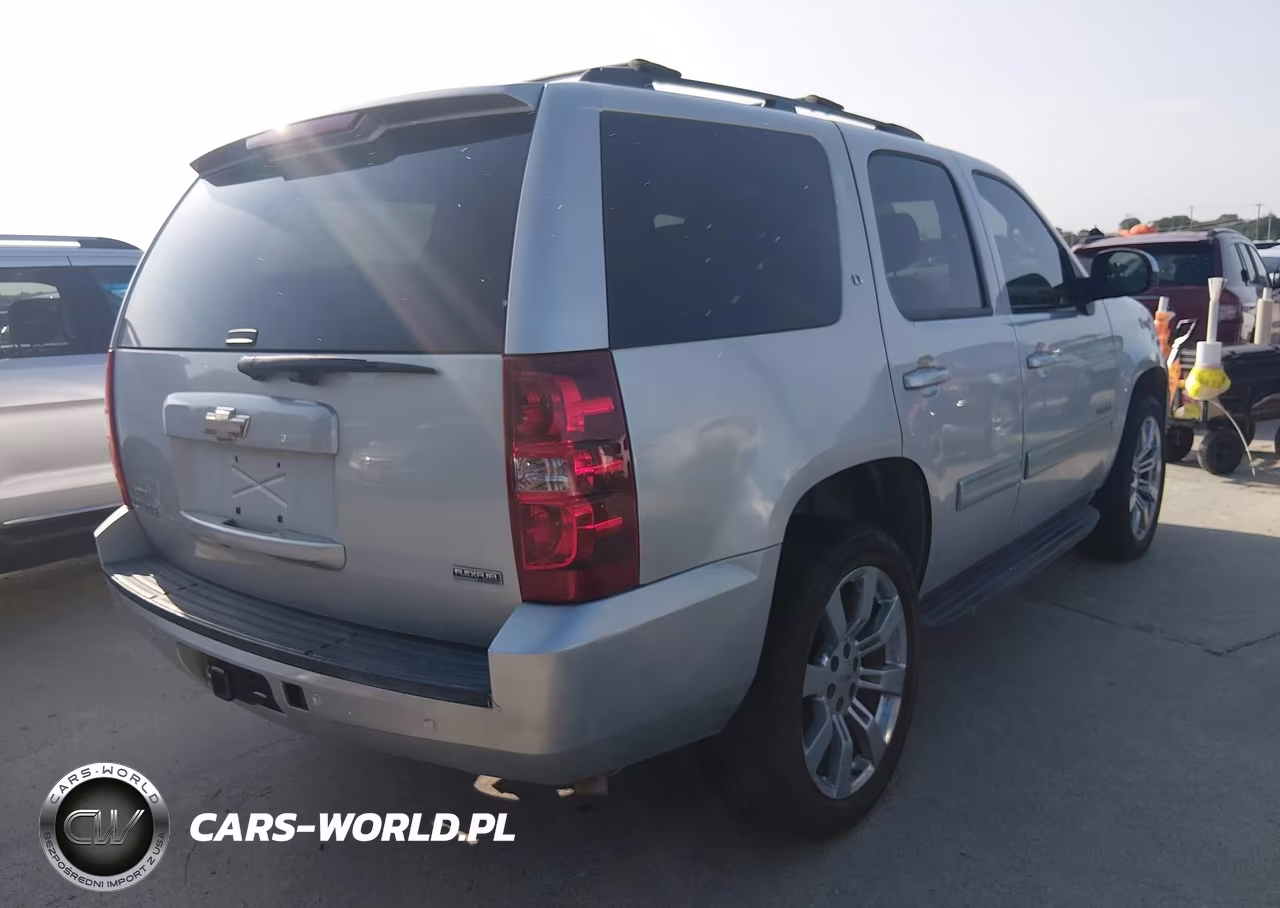 2011 Chevrolet Tahoe Lt VIN:1GNSKBE07BR341795 - 4