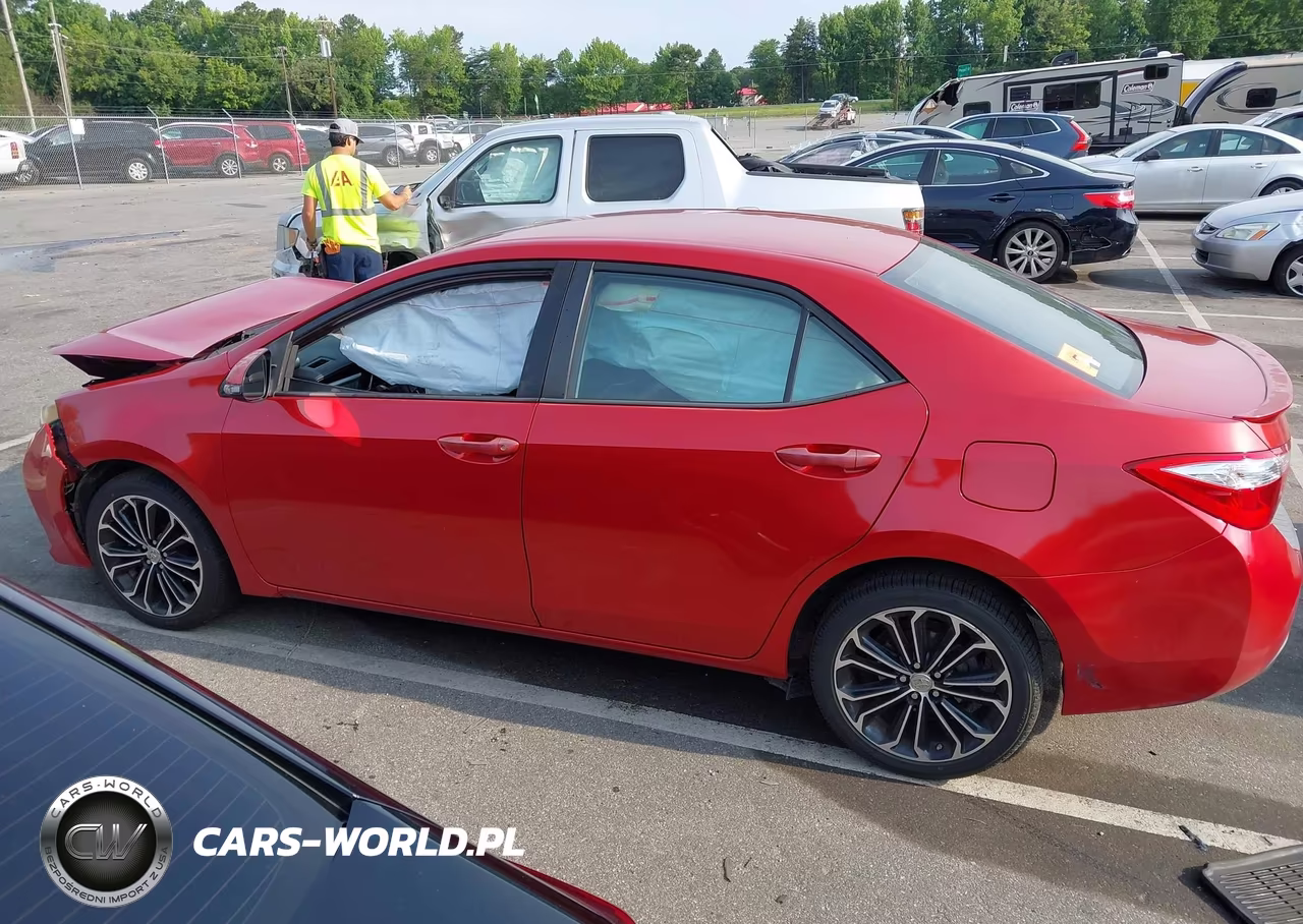 2015 Toyota Corolla S Plus VIN:5YFBURHE6FP340737 - 14