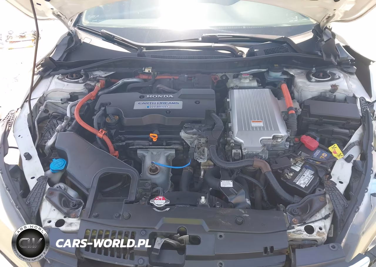 2015 Honda Accord Hybrid VIN:1HGCR6F37FA008687 - 10