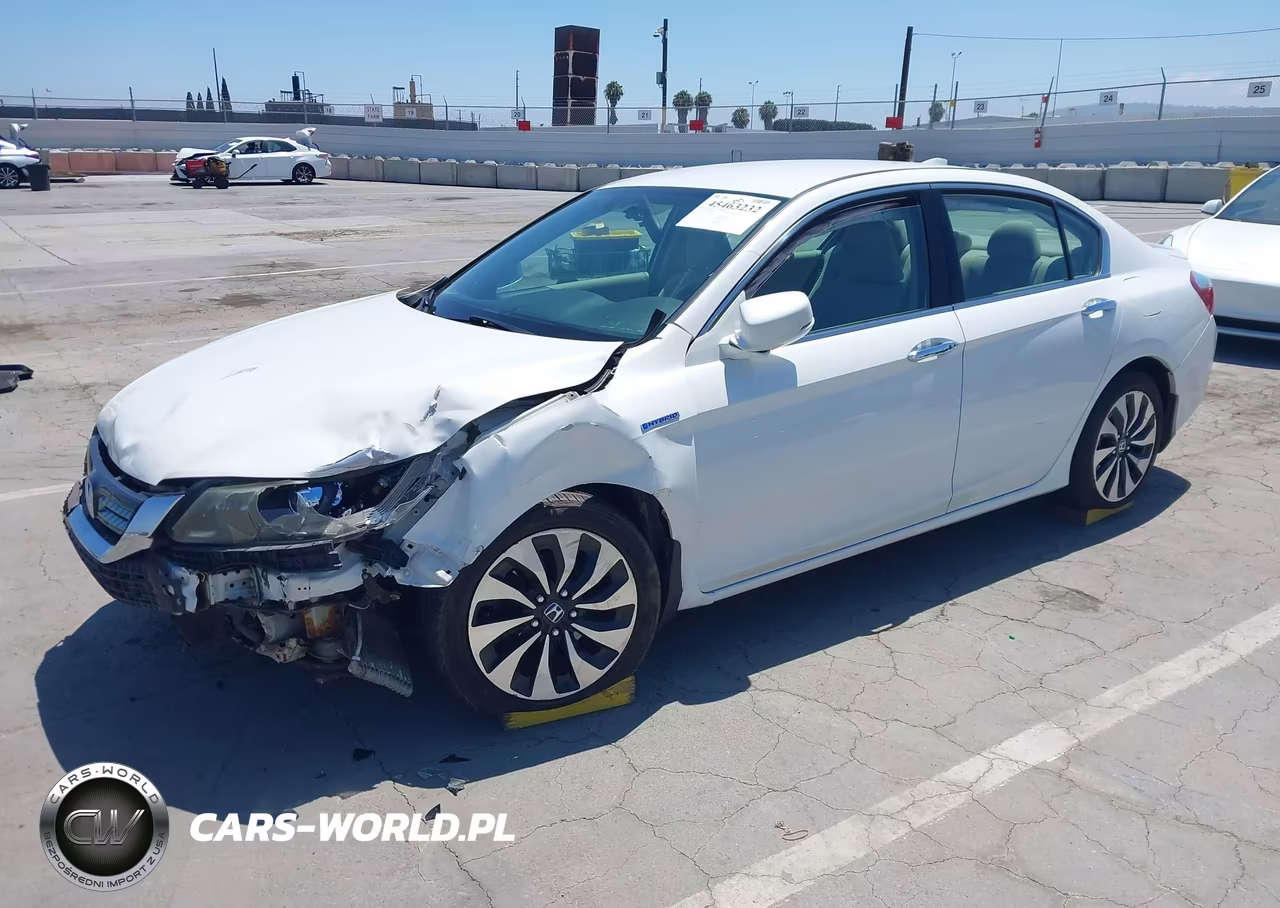 2015 Honda Accord Hybrid VIN:1HGCR6F37FA008687 - 2