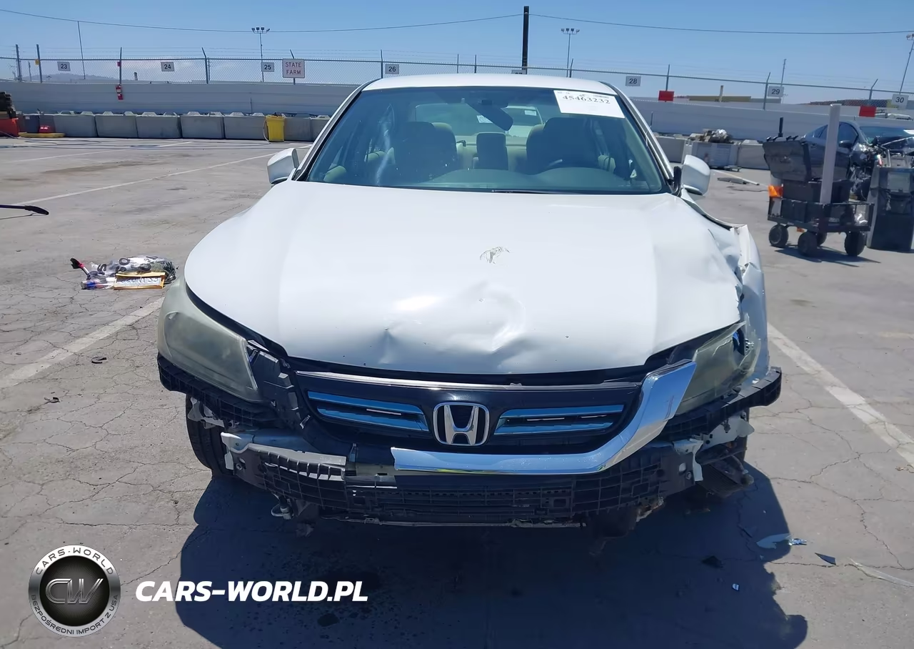2015 Honda Accord Hybrid VIN:1HGCR6F37FA008687 - 6