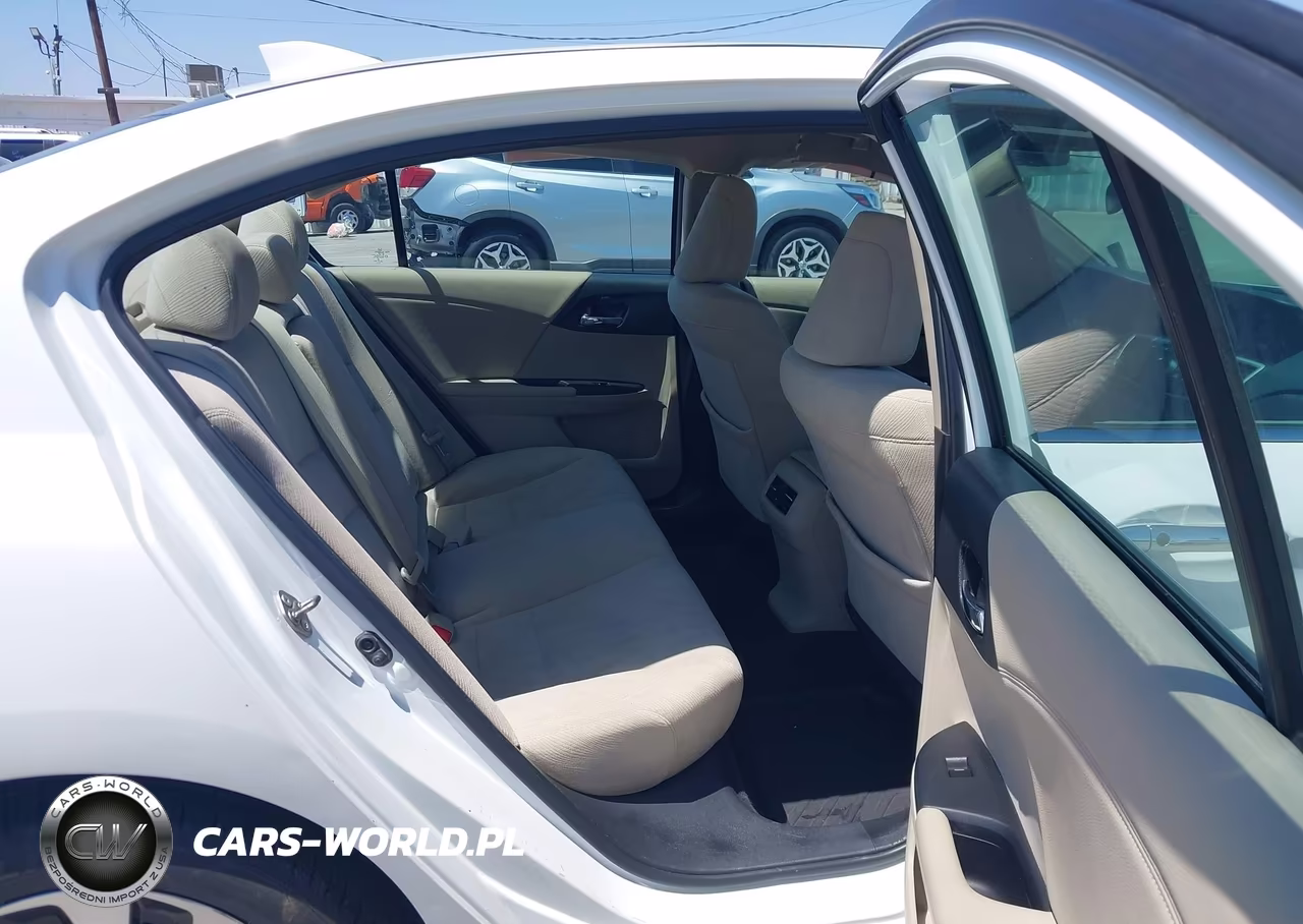 2015 Honda Accord Hybrid VIN:1HGCR6F37FA008687 - 8