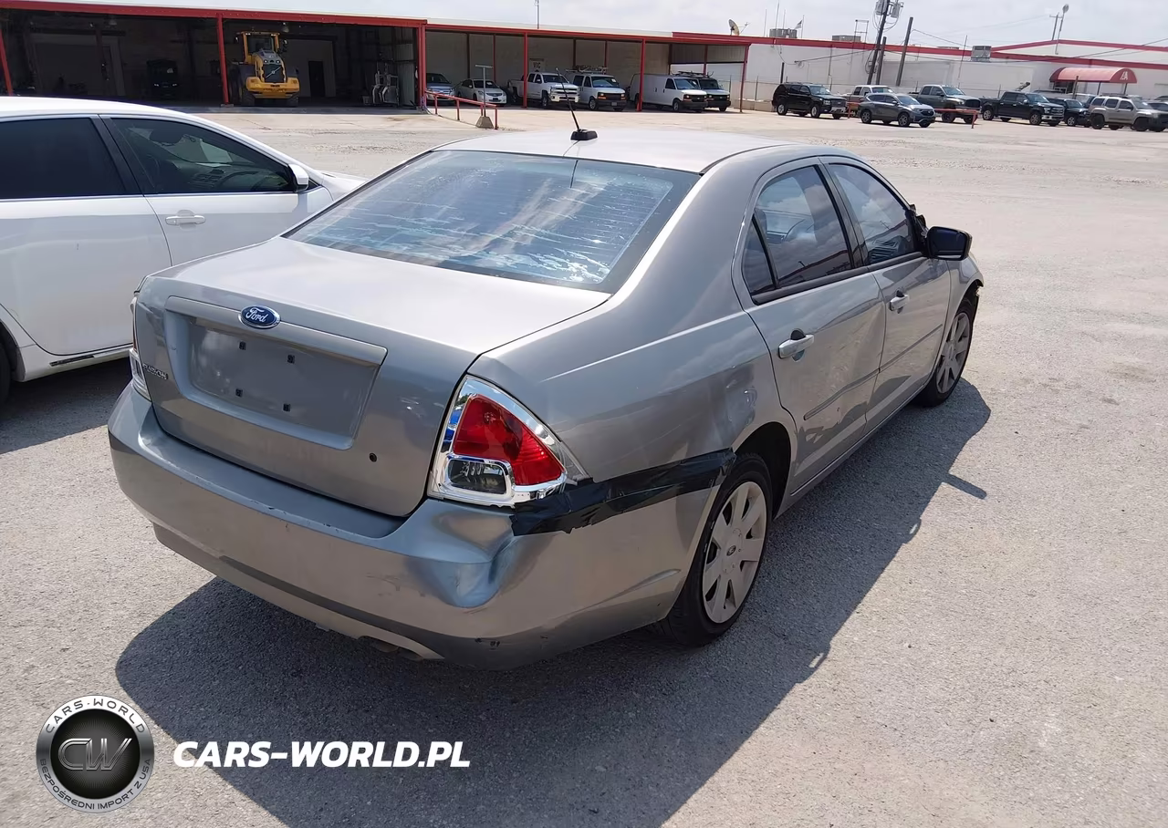 2008 Ford Fusion S VIN:3FAHP06Z68R142844 - 4