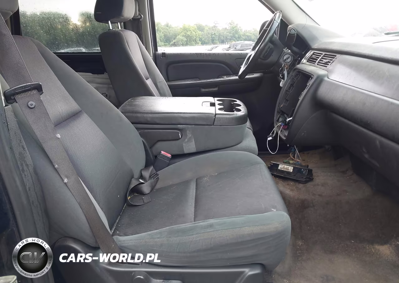 2009 Chevrolet Tahoe Ls VIN:1GNFC13C79R179327 - 5