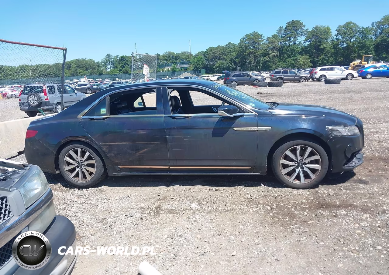 2018 Lincoln Continental Livery VIN:1LN6L9HK4J5609989 - 13