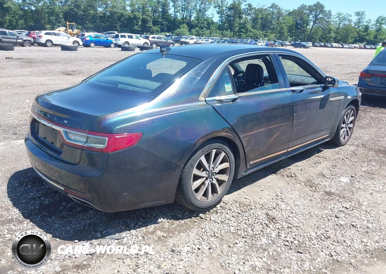 2018 Lincoln Continental Livery VIN:1LN6L9HK4J5609989 - 4