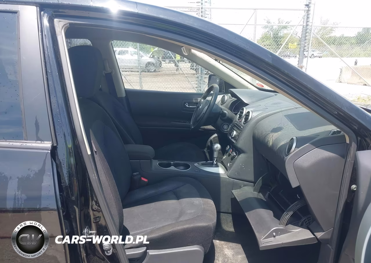 2014 Nissan Rogue Select S VIN:JN8AS5MV0EW201889 - 5