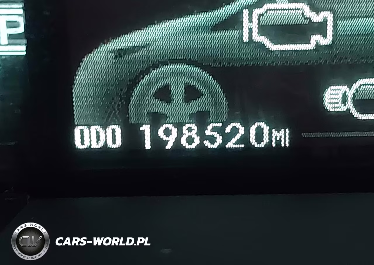2013 Toyota Prius Two VIN:JTDKN3DU7D1618585 - 16