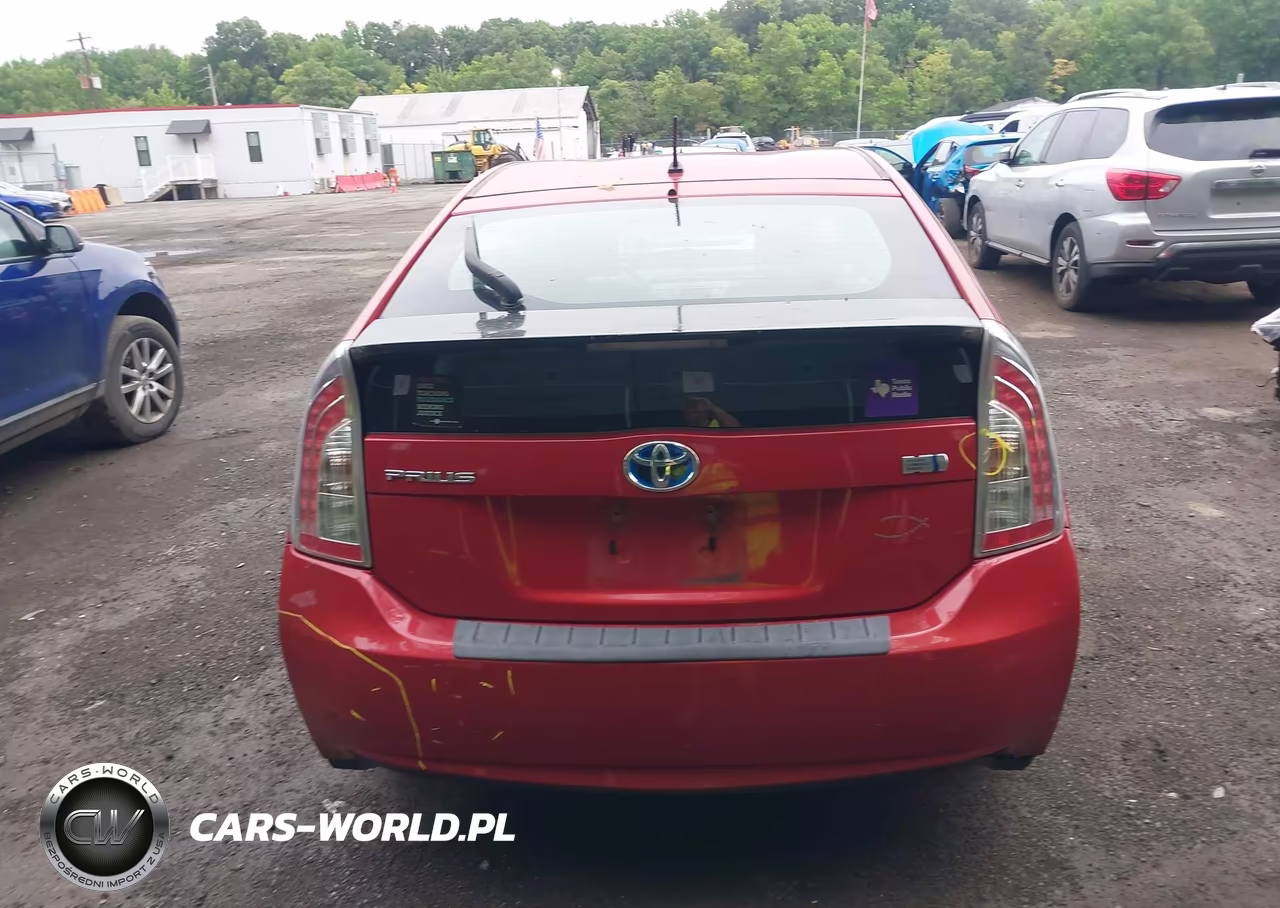 2013 Toyota Prius Two VIN:JTDKN3DU7D1618585 - 17