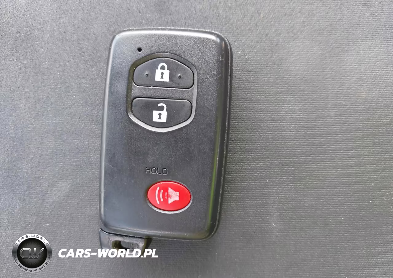 2012 Toyota Prius V Two VIN:JTDZN3EU1C3185295 - 11