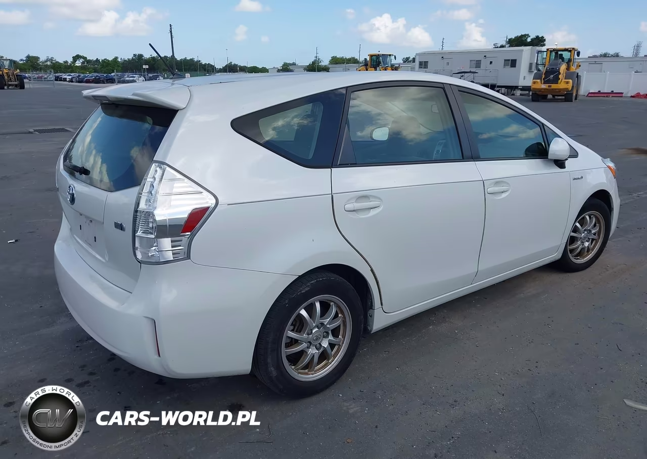 2012 Toyota Prius V Two VIN:JTDZN3EU1C3185295 - 4