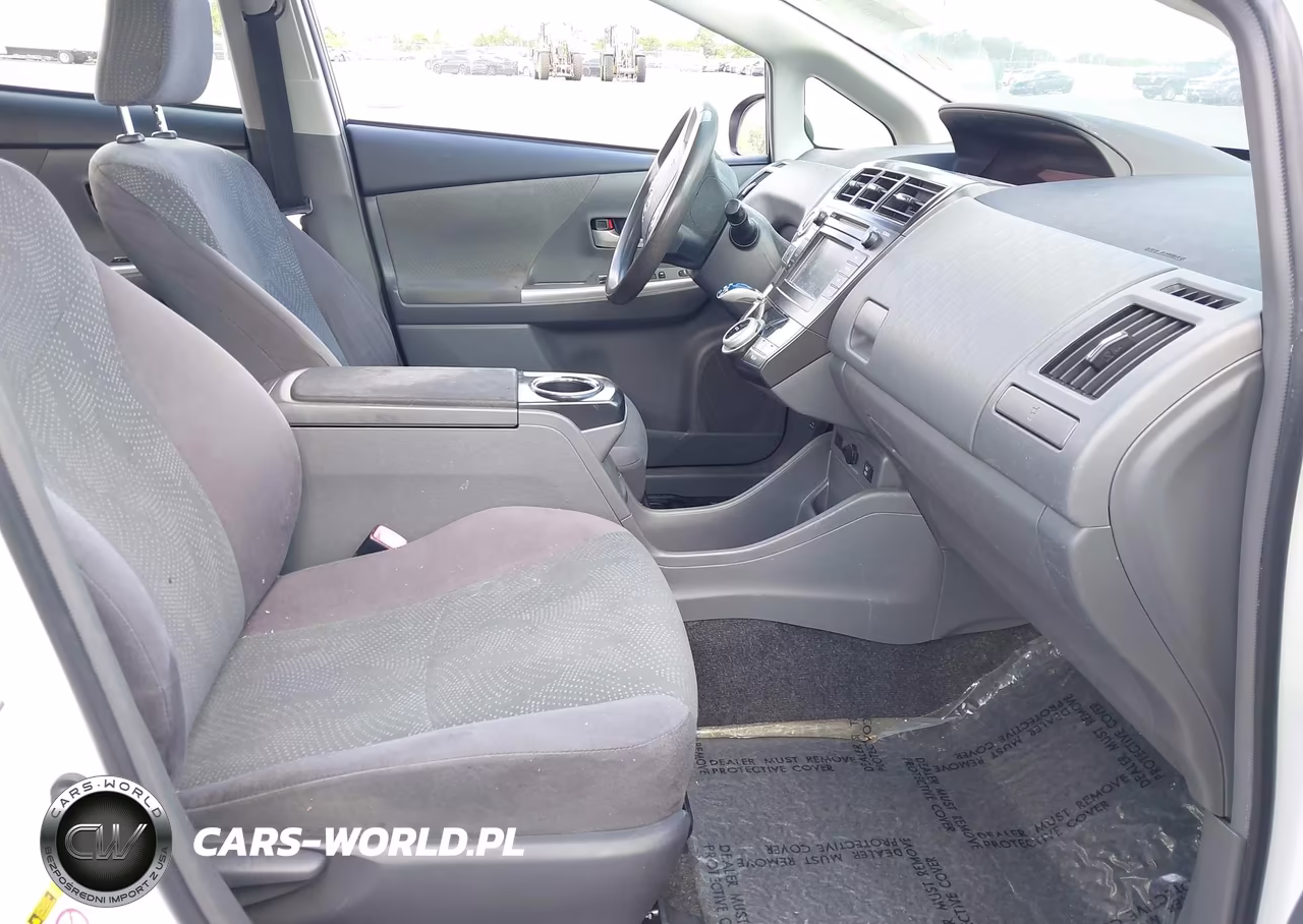 2012 Toyota Prius V Two VIN:JTDZN3EU1C3185295 - 5