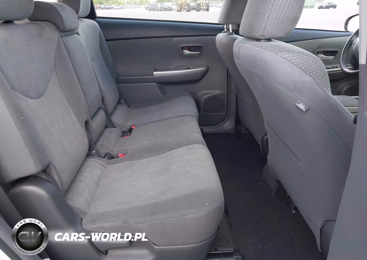 2012 Toyota Prius V Two VIN:JTDZN3EU1C3185295 - 8