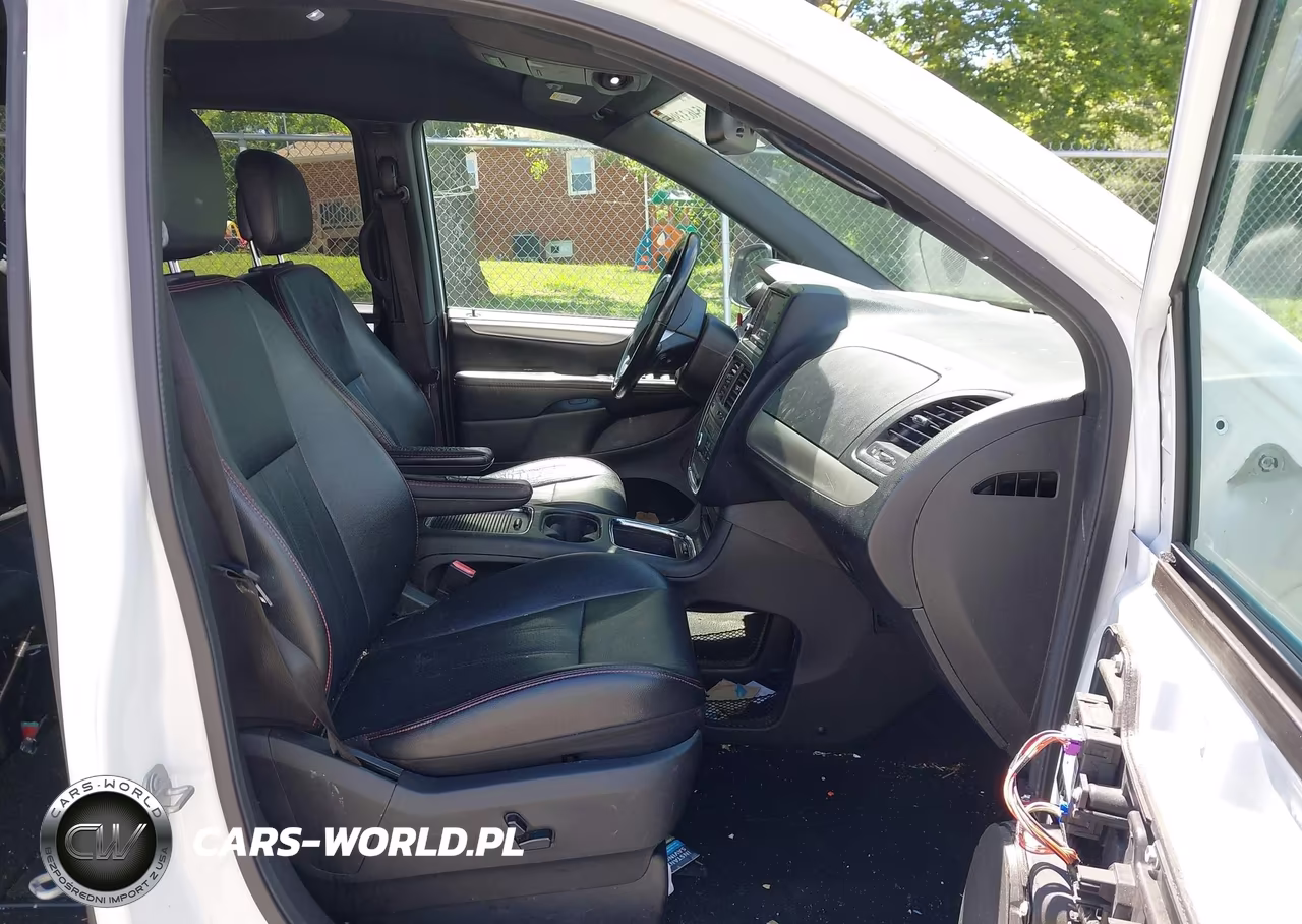 2020 Dodge Grand Caravan Gt VIN:2C4RDGEG5LR188714 - 5
