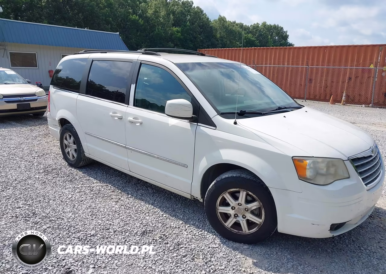 2009 Chrysler Town & Country Touring