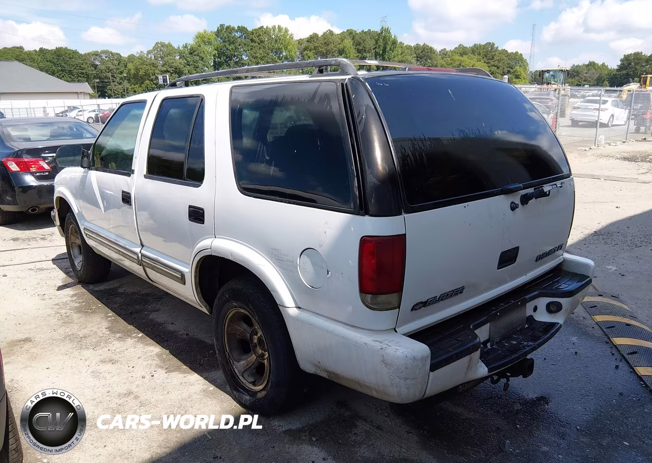 2000 Chevrolet Blazer Ls VIN:1GNCS13W0Y2161789 - 3
