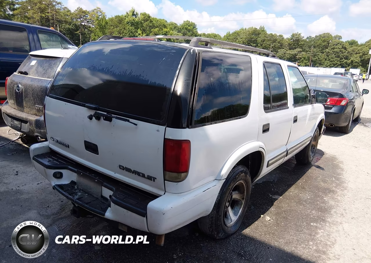 2000 Chevrolet Blazer Ls VIN:1GNCS13W0Y2161789 - 4