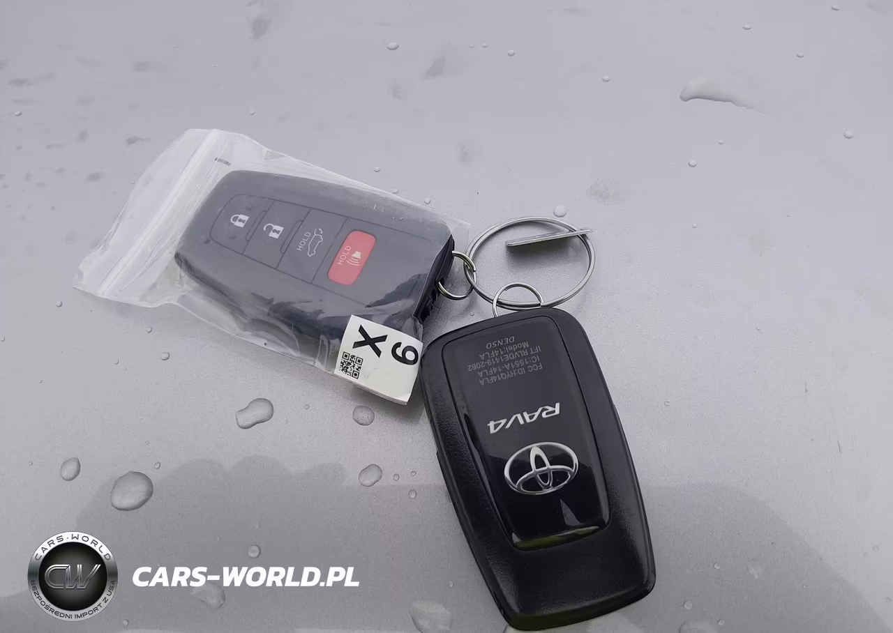 2025 Toyota Rav4 Xle VIN:2T3P1RFV3SW518198 - 11