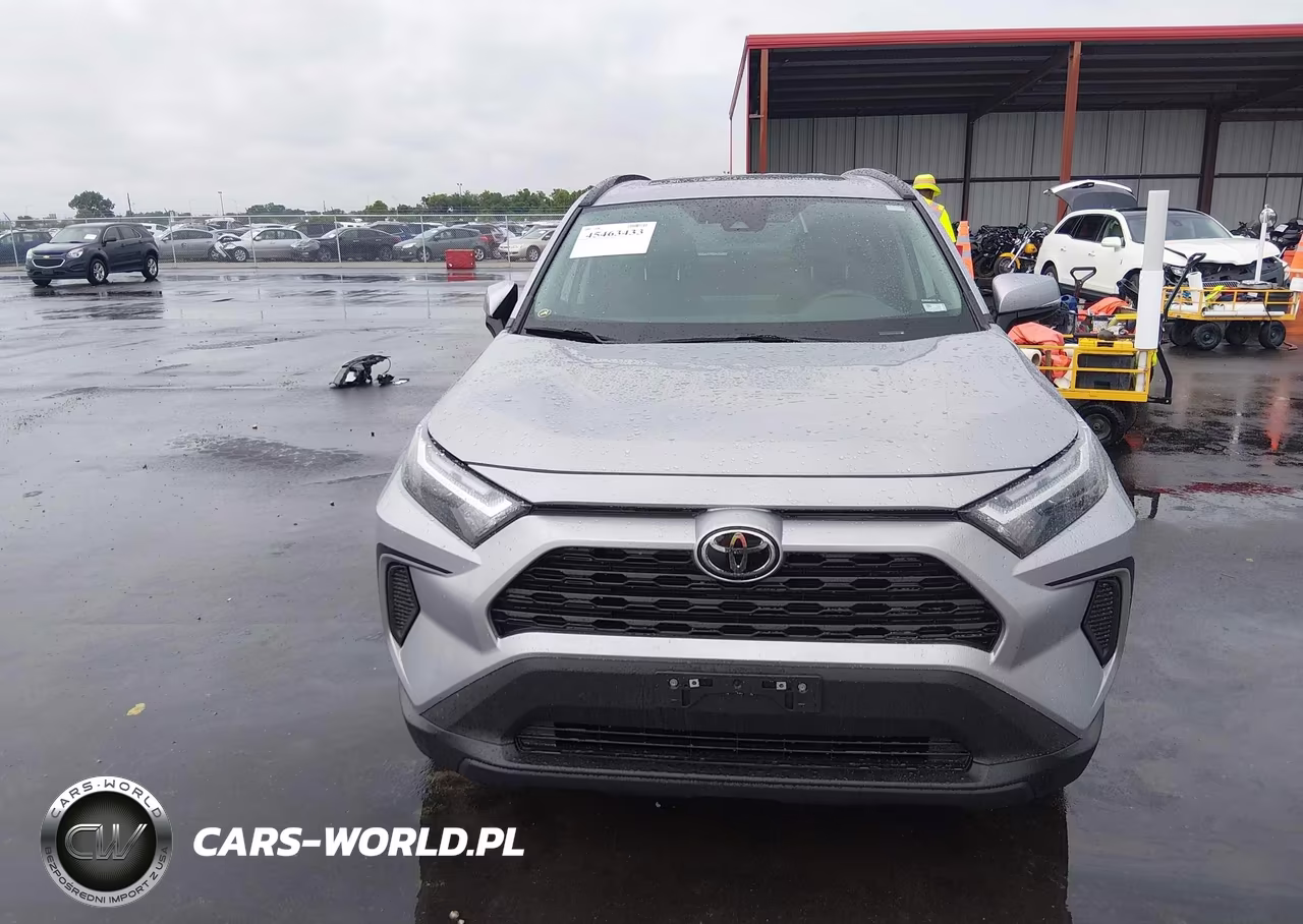 2025 Toyota Rav4 Xle VIN:2T3P1RFV3SW518198 - 12