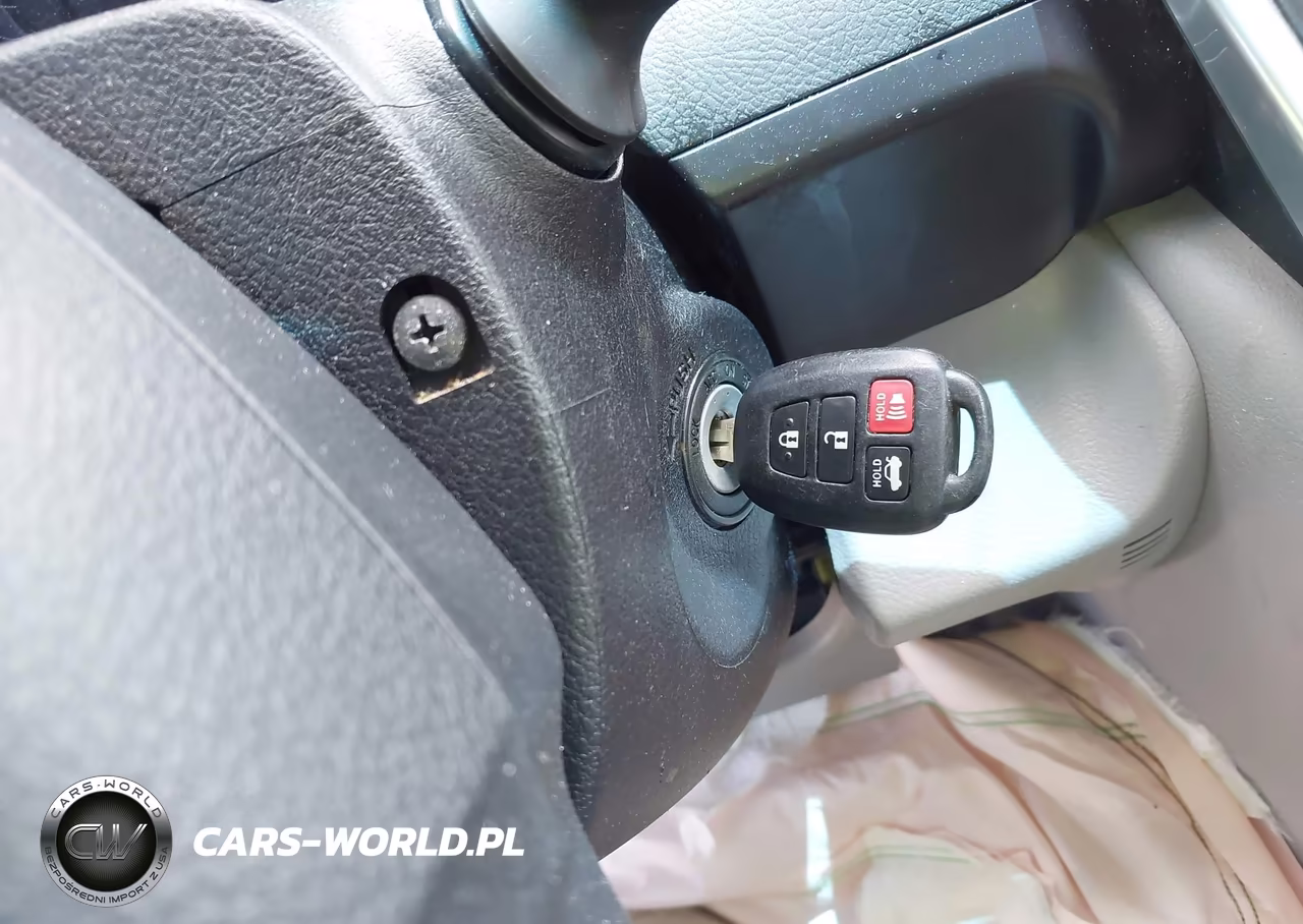 2017 Toyota Camry Le VIN:4T1BF1FK6HU711093 - 11