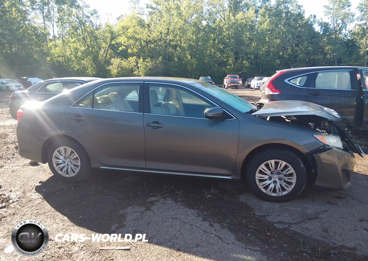 2013 Toyota Camry Le VIN:4T4BF1FK1DR311619 - 13