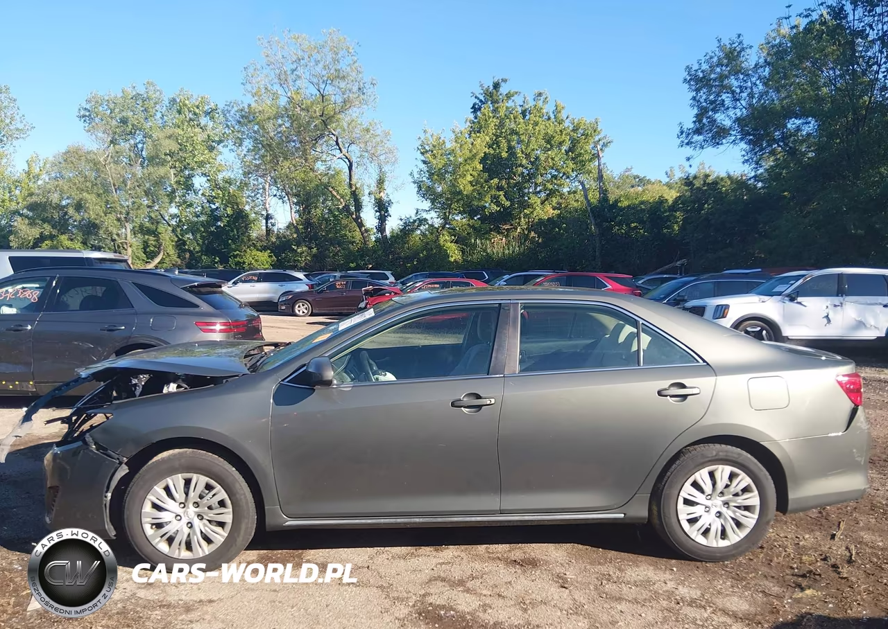 2013 Toyota Camry Le VIN:4T4BF1FK1DR311619 - 14