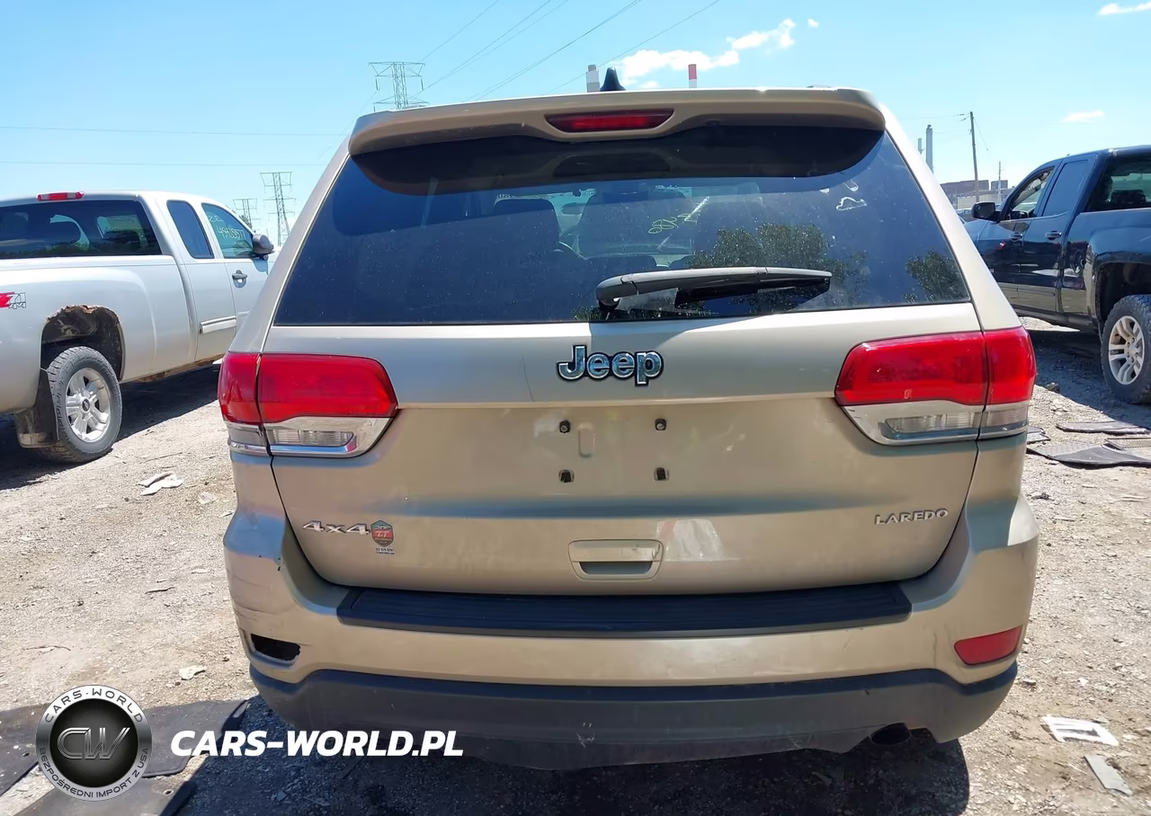 2015 Jeep Grand Cherokee Laredo VIN:1C4RJFAG6FC660411 - 17