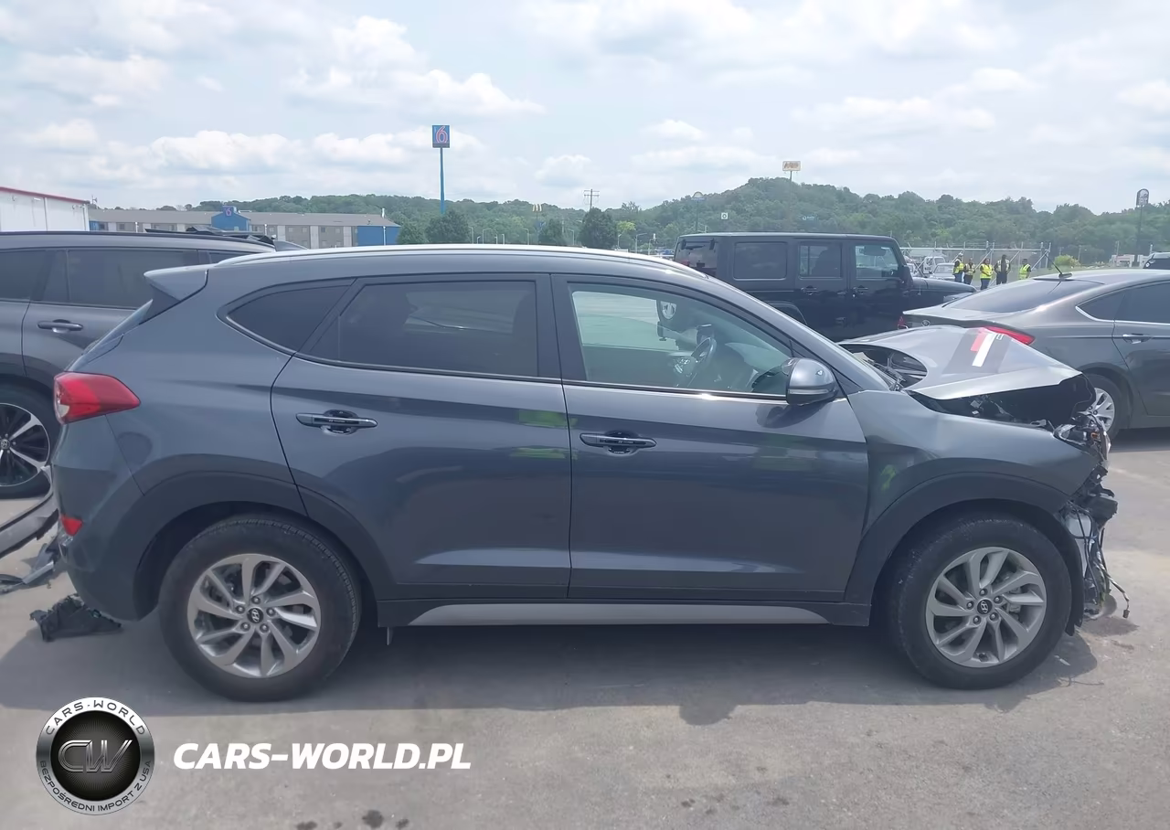 2017 Hyundai Tucson Se Plus VIN:KM8J33A4XHU548005 - 14