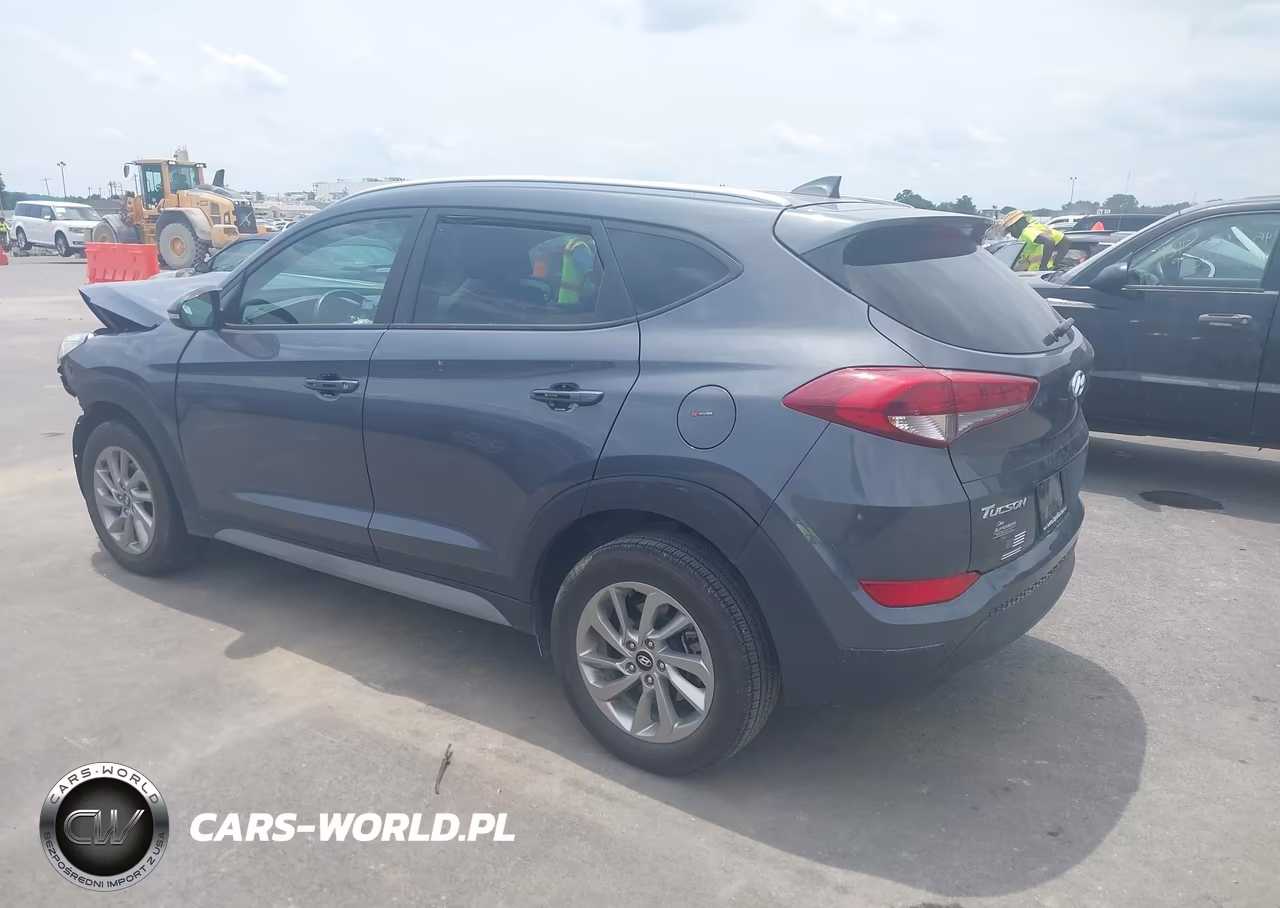 2017 Hyundai Tucson Se Plus VIN:KM8J33A4XHU548005 - 3