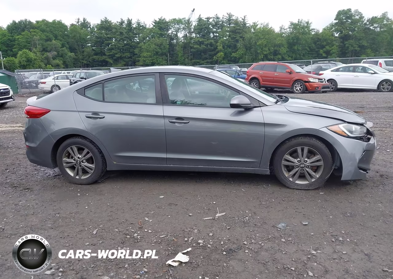 2018 Hyundai Elantra Sel VIN:5NPD84LF7JH397468 - 13