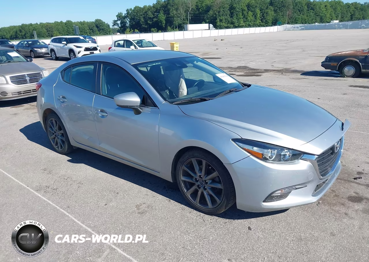 2018 Mazda Mazda3 Touring – zdjęcie 1 z 17