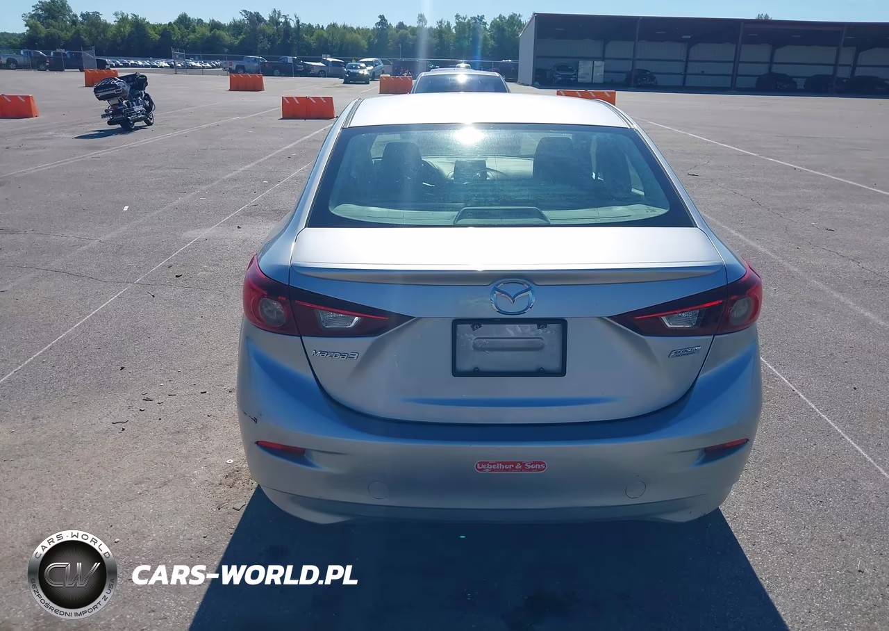 2018 Mazda Mazda3 Touring VIN:3MZBN1V32JM205981 - 16
