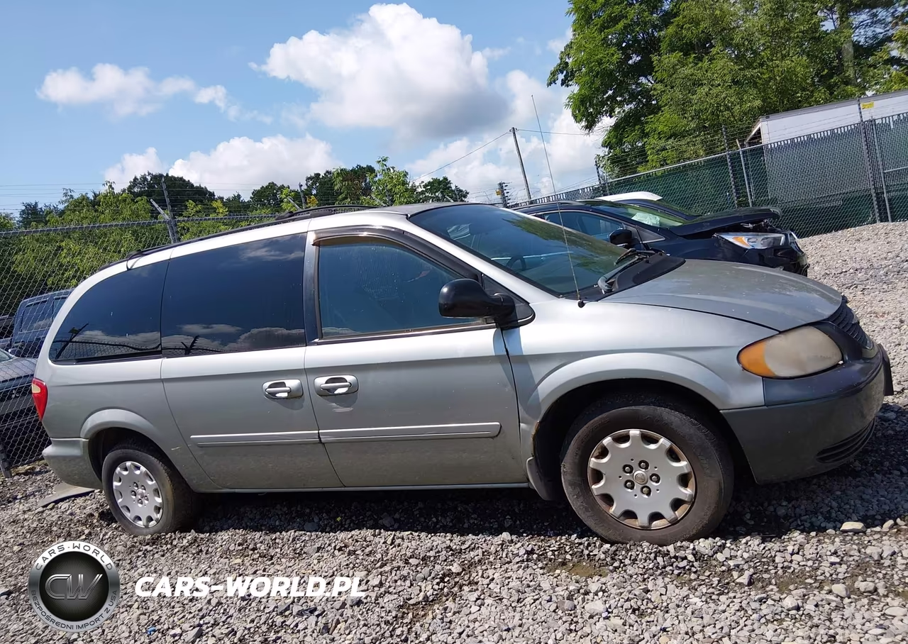 2004 Chrysler Town And Country VIN:2C4GP44R74R589358 - 13