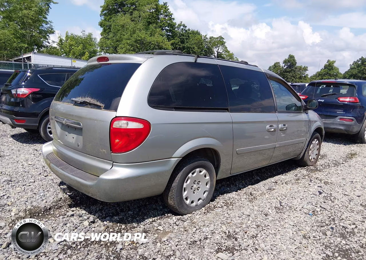 2004 Chrysler Town And Country VIN:2C4GP44R74R589358 - 4