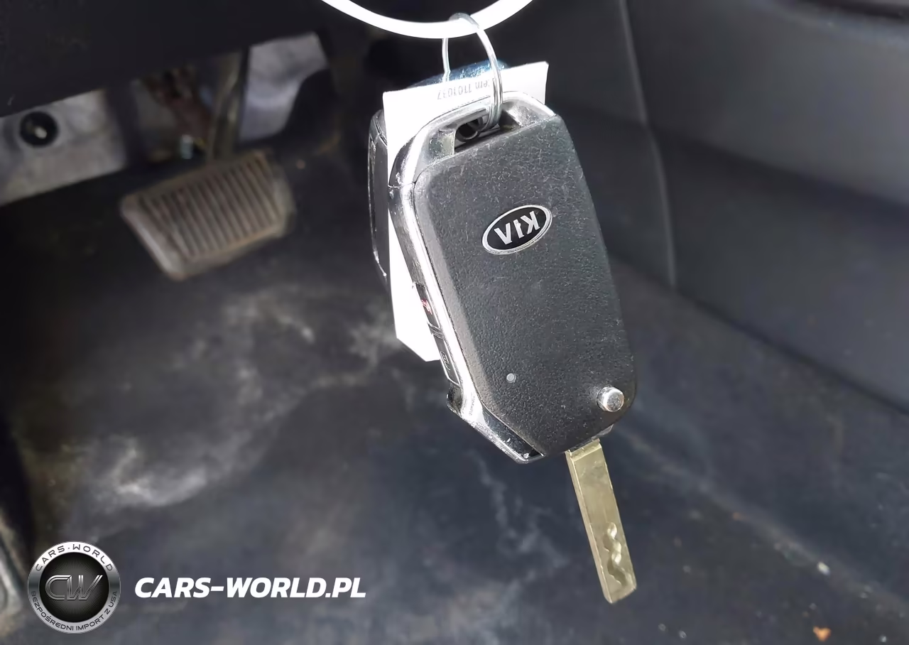 2021 Kia Seltos S VIN:KNDEUCAA9M7157722 - 11