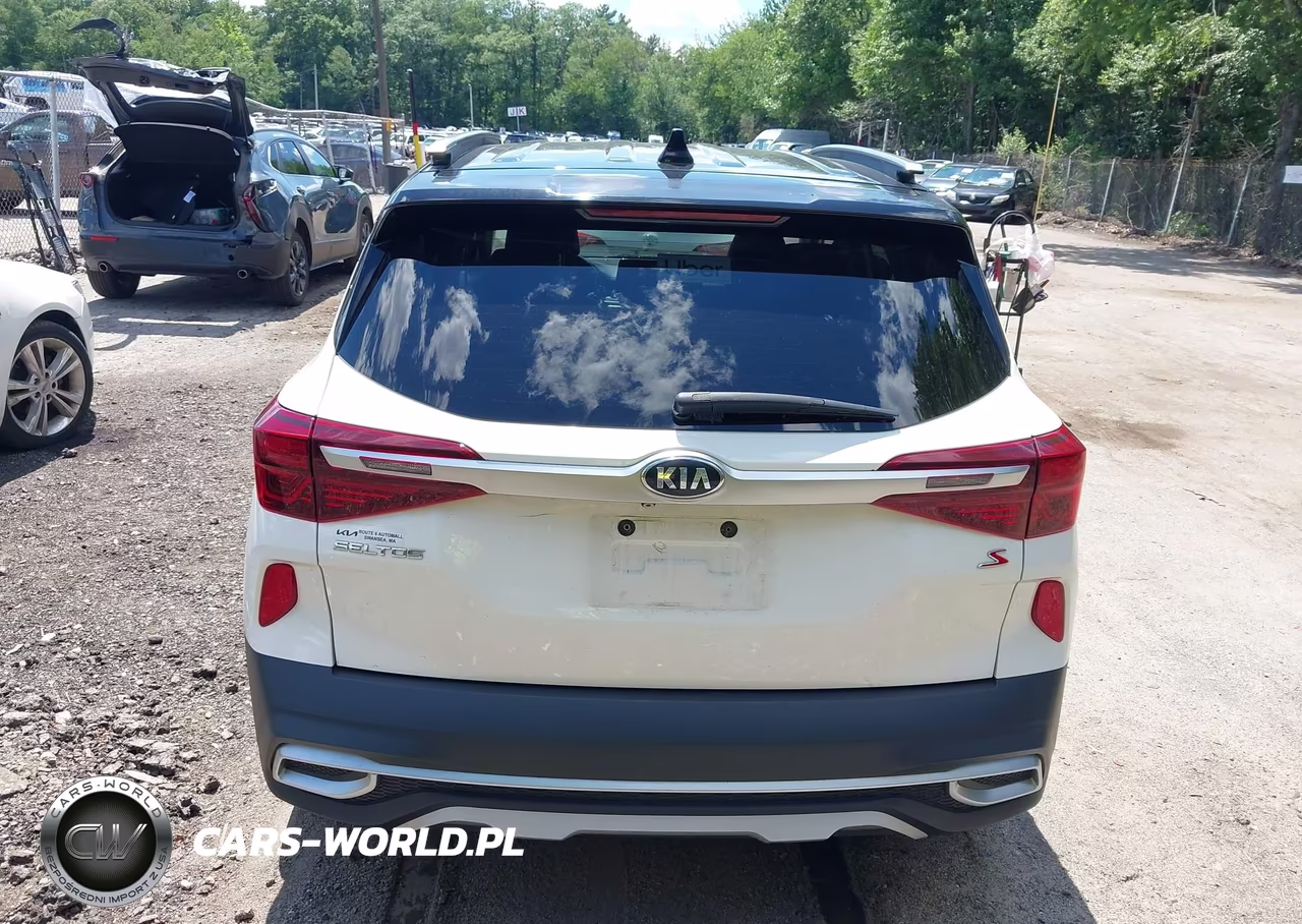 2021 Kia Seltos S VIN:KNDEUCAA9M7157722 - 16