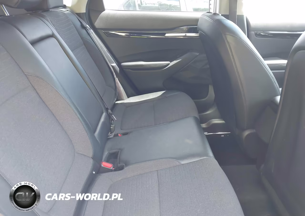2021 Kia Seltos S VIN:KNDEUCAA9M7157722 - 8