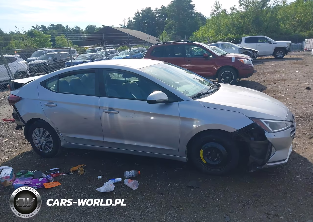 2019 Hyundai Elantra Se VIN:5NPD74LFXKH475066 - 12