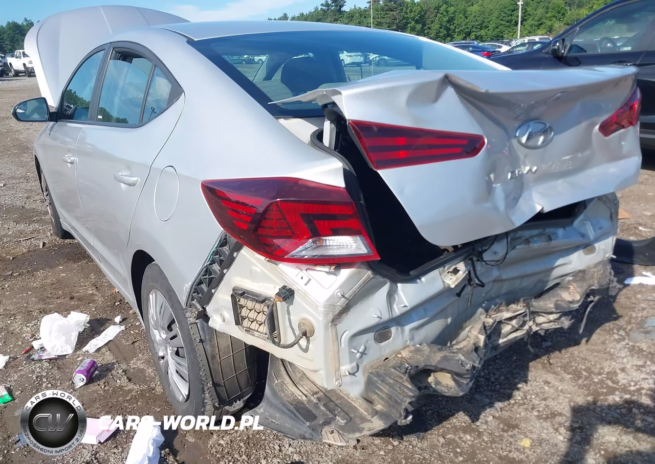 2019 Hyundai Elantra Se VIN:5NPD74LFXKH475066 - 6