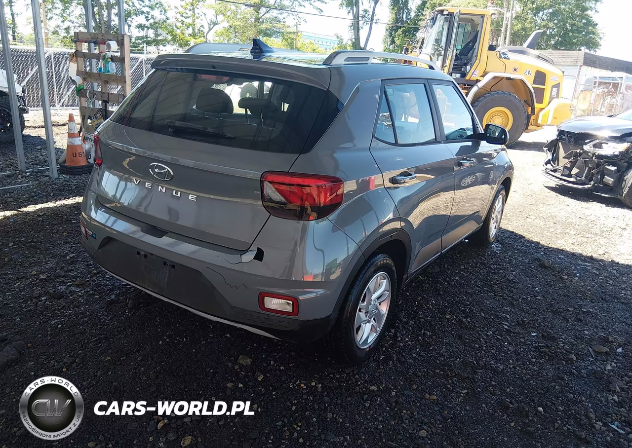 2020 Hyundai Venue Sel VIN:KMHRC8A34LU019746 - 4