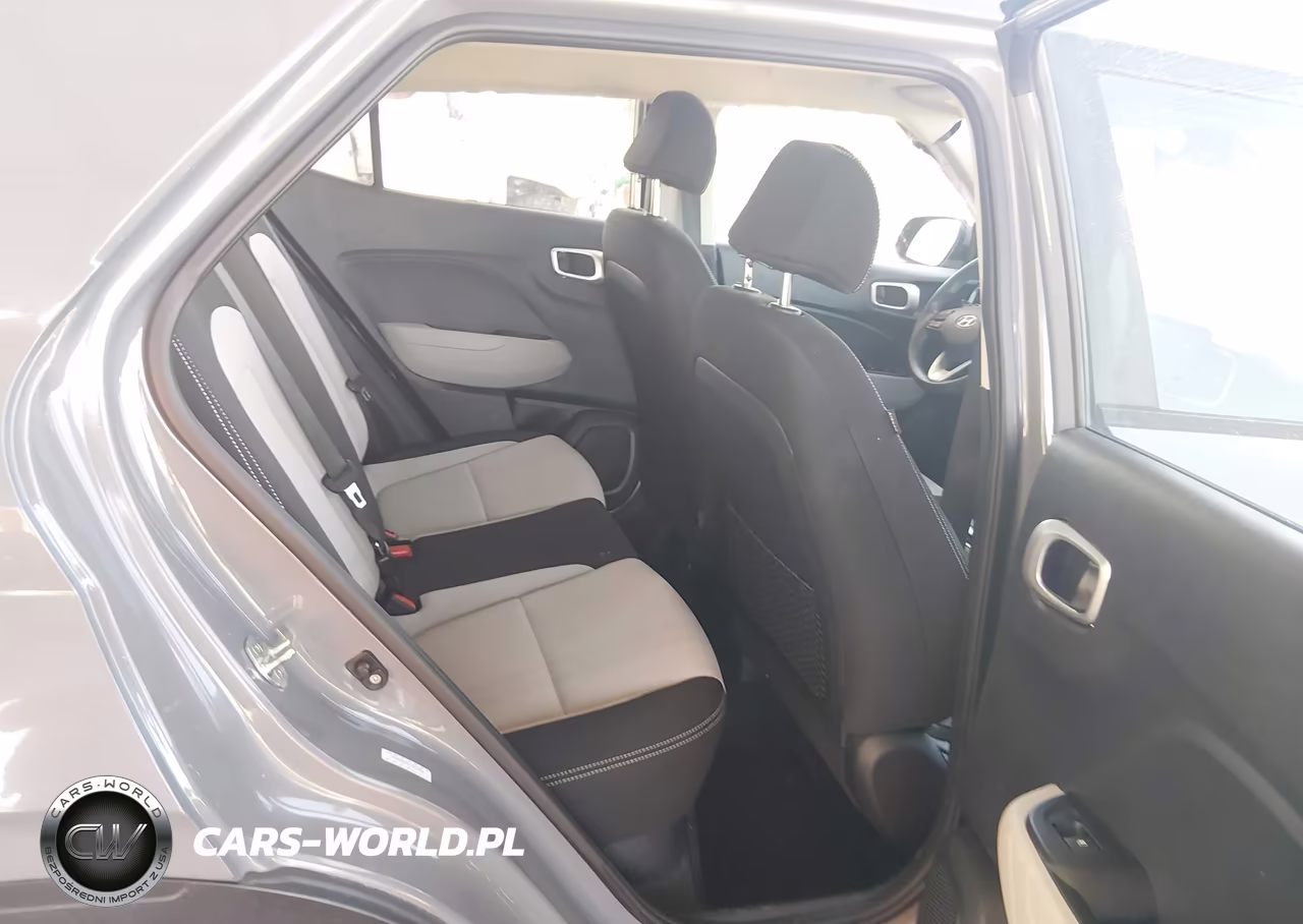 2020 Hyundai Venue Sel VIN:KMHRC8A34LU019746 - 8
